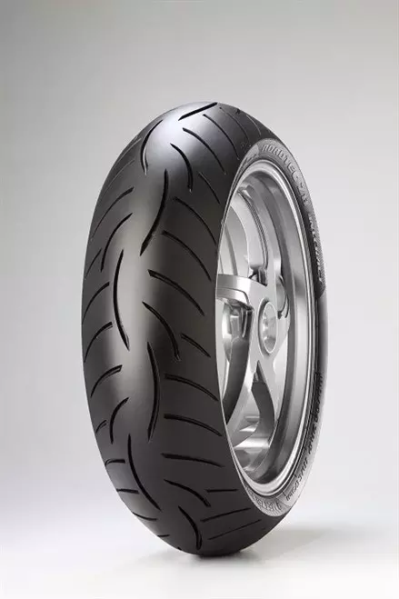 Моторезина задняя Metzeler 2283700 ROADTEC Z8 INTERACT размер 180/55 R17 для мотоциклов