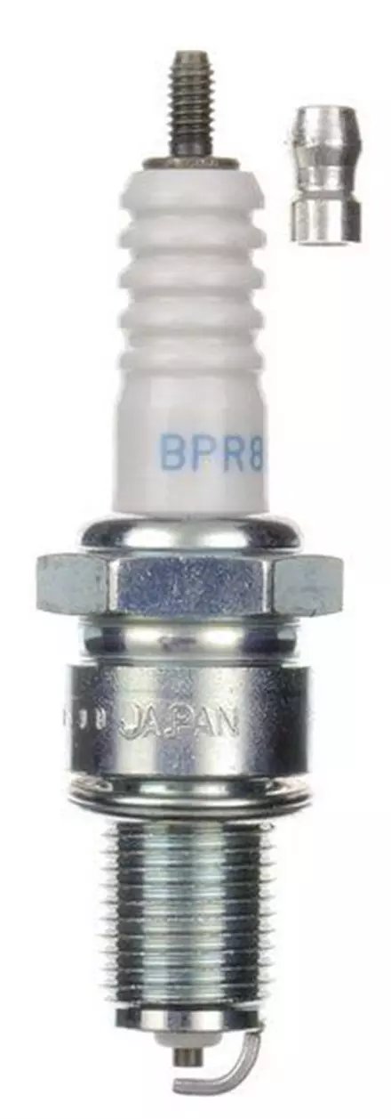 Свеча зажигания NGK BPR8ES для мотоциклов