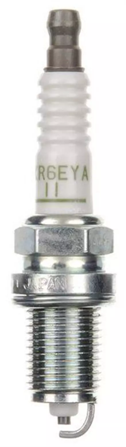 Свеча зажигания NGK BKR6EYA-11 для мотоциклов