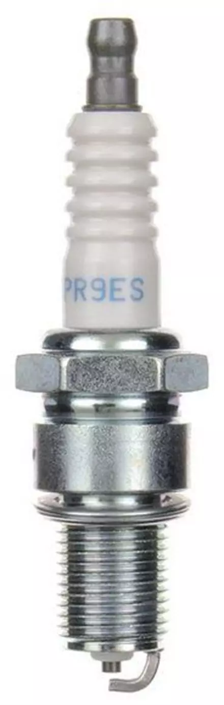 Свеча зажигания NGK BPR9ES для мотоциклов