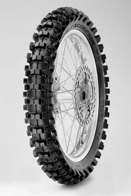 Моторезина задняя Pirelli 1664600 SCORPION MX MID-SOFT 32 MINI  размер 90/100 R14 для мотоциклов