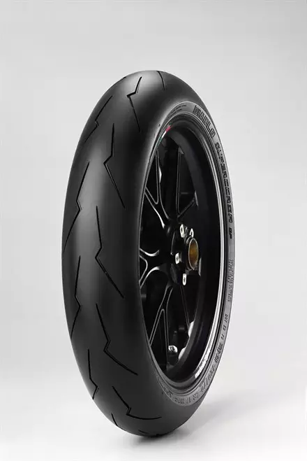 Моторезина передняя Pirelli 2166900 DIABLO SUPERCORSA SP V2 размер 120/70 R17 для мотоциклов