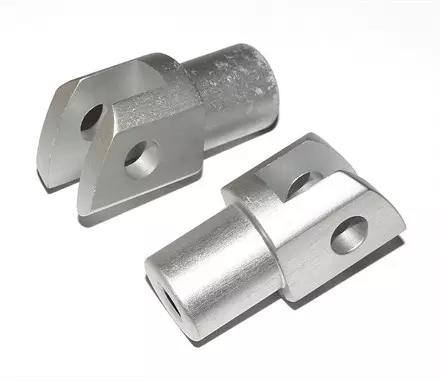 VICMA Кронштейн подножки YZF-R1 (02-)