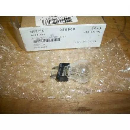 Лампочка стопа Arctic Cat 1000, 700, 650, 550, 500 0409-056, Polaris  4011064, 4010764 Narva 17945, 3157