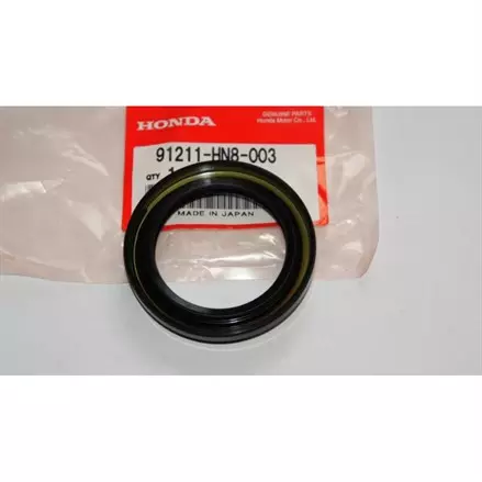 Сальник заднего ступичного подшипника Honda TRX 680/650 91211-HN8-003